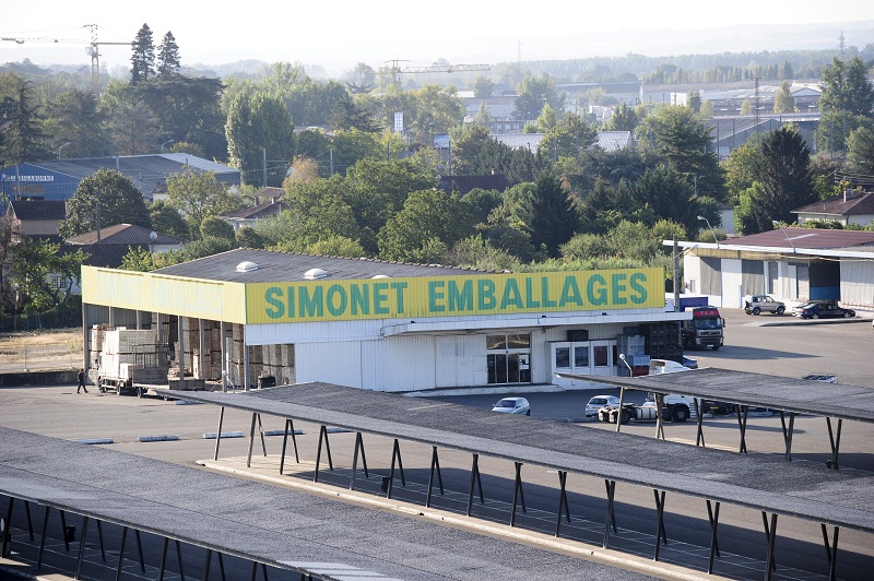 MAISON SIMONET Sarl, Activité : Vente de matériel pour la production, le conditionnement et le commerce de toutes denrées alimentaires (Fruits et légumes, produits carnés, boulangerie …), vente de matériel de marché et magasin, tout matériel de manutention et fardelage