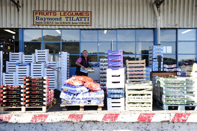 TILATTI AGEN Sarl, Vente en gros de fruits et légumes